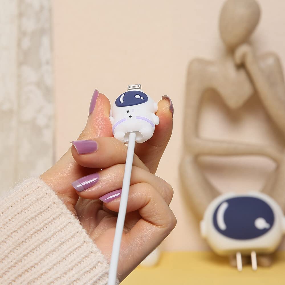 Charger Case and Cable Protector for iPhone (Astronaut I )