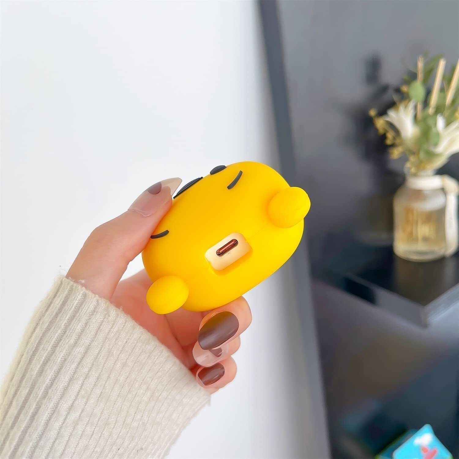 Charger Case and Cable Protector for iPhone (Cute Pooh)