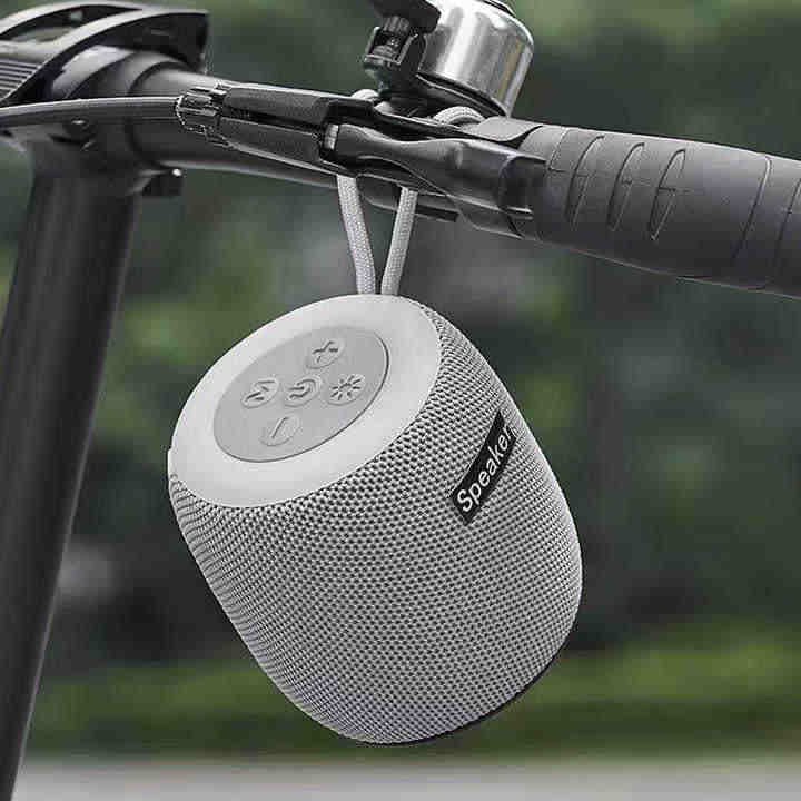 Home Party Speaker Portable Outdoor Wireless Bluetooth Speaker Mini Sound Speakers with Night Light RGB Flashing ( gray )